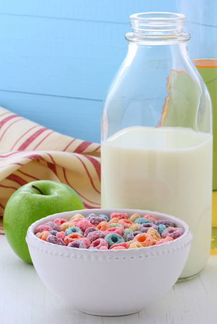 make fruity scented soy wax candles with fragrance oil from candlehaven.ca that smells just like fruit loops cereal