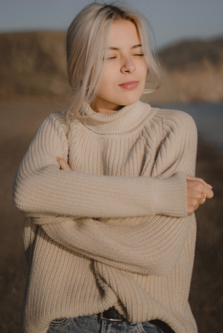 Sweater Weather fragrance oil for candle making