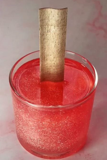 curved s wick made of wood for candle making