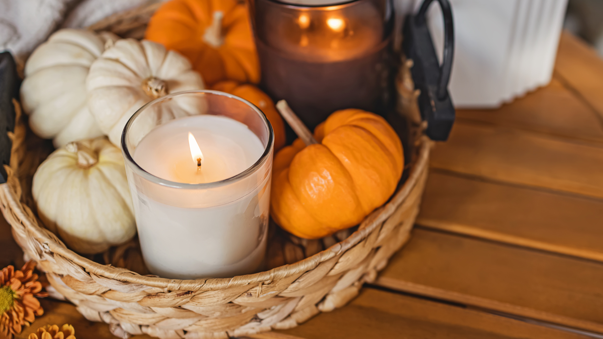 The Best Fall Candle Fragrances for 2025