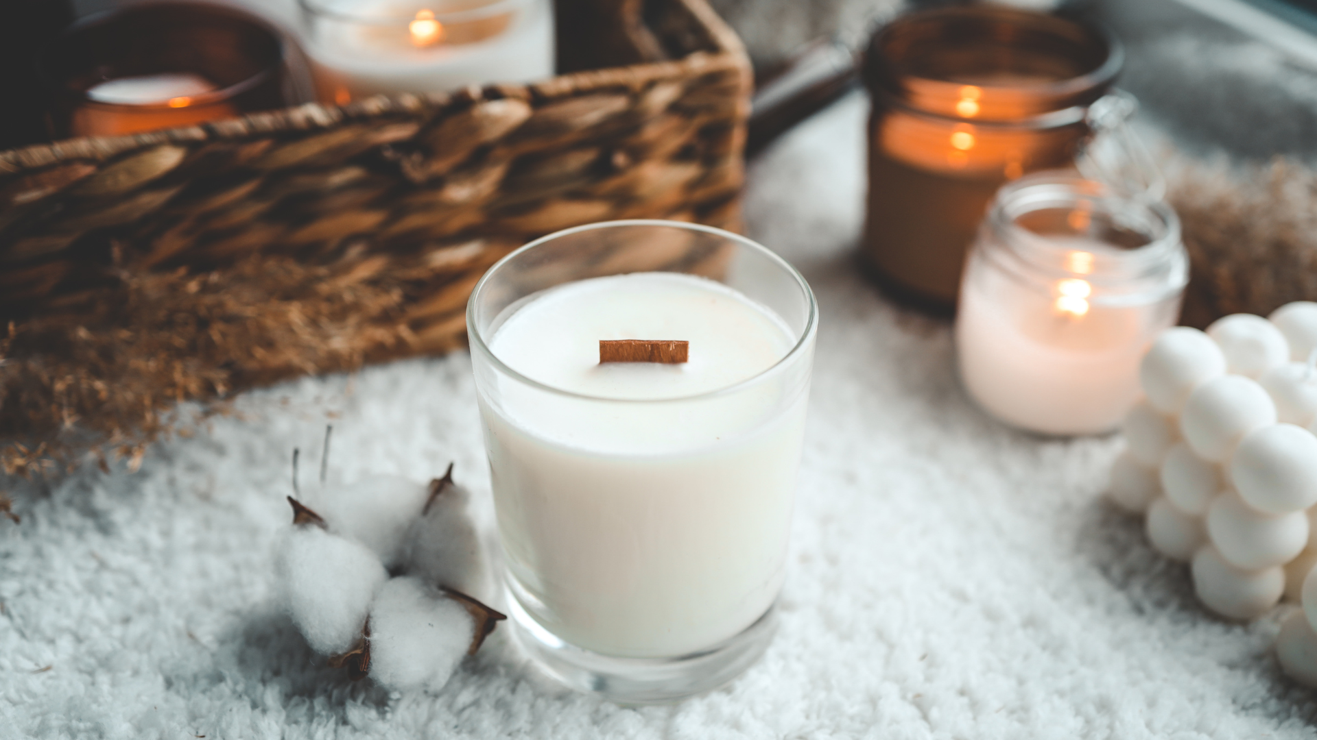 Candles with Wood Wicks