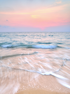 Beachy Vibes Fragrance Oil for candle making. A picture of the beach is depicted