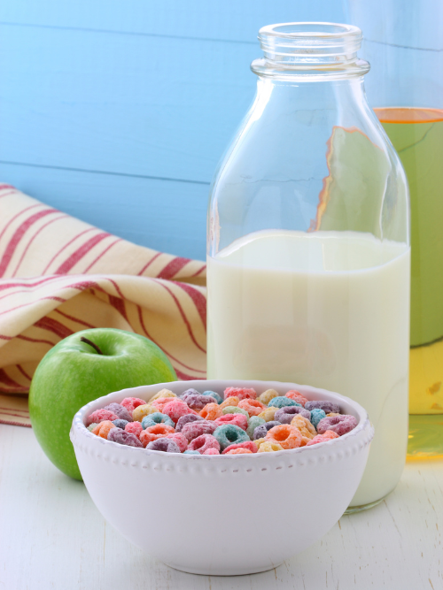 make fruity scented soy wax candles with fragrance oil from candlehaven.ca that smells just like fruit loops cereal